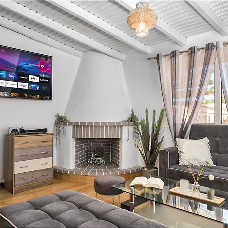 Dennis City Center Elegant Apartment Kota Zakynthos Bagian luar foto