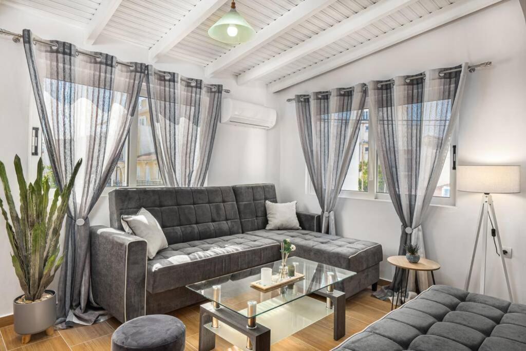 Dennis City Center Elegant Apartment Kota Zakynthos Bagian luar foto